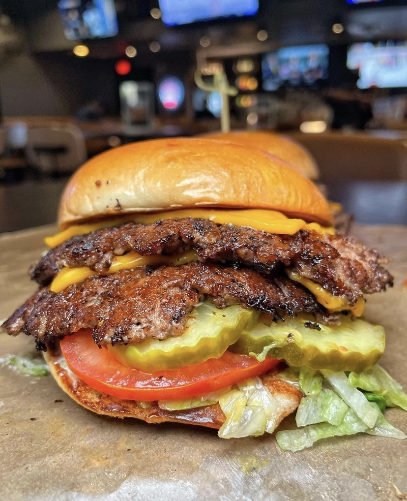 TGIF!
Swing by Buffalo Wild Wings today or order via 3rd party app's to get your fix, Fort Bliss!
.
.
.
#FreedomCrossing #FBTX #FortBliss #FtBliss #FortBlissTexas #ShopFortBliss