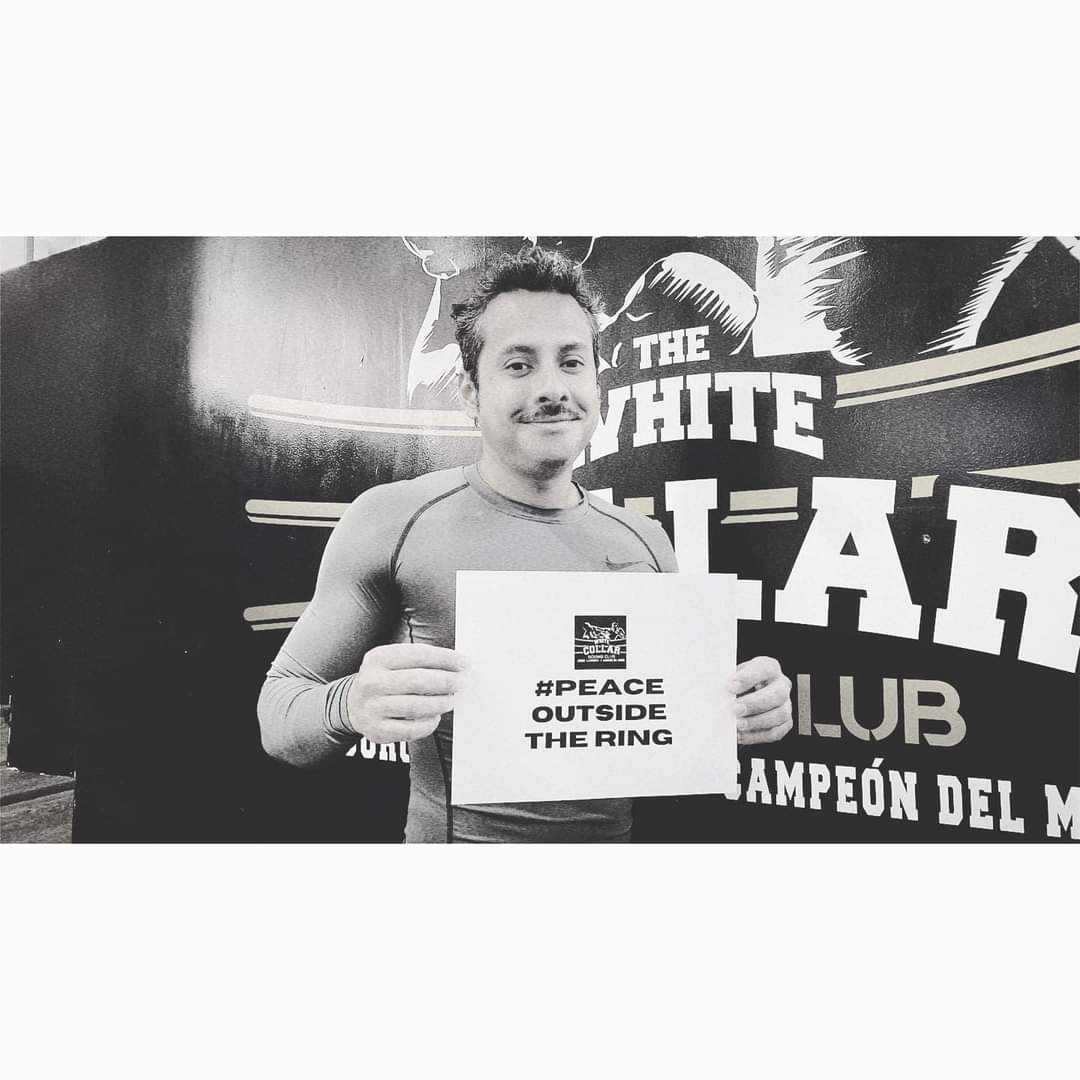 TWCBCPalmas's tweet photo. Las batallas, solo arriba del ring...
#PazMundial

Checa el post 👇
https://t.co/BY3G2xahQ6 https://t.co/azbnqGiB0e