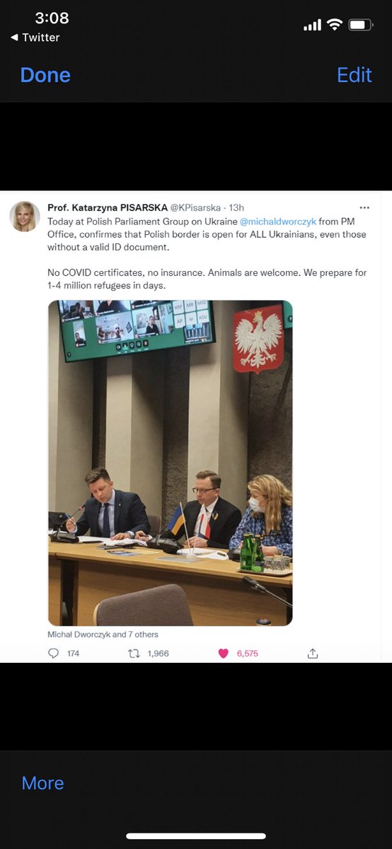 Ragekitty0's tweet photo. Poland representing! Welcoming Ukranians to their country. Thank you for your service. #Ukraine #Poland #Freedom #UkraineRussiaWar https://t.co/zxOUgi3oPI