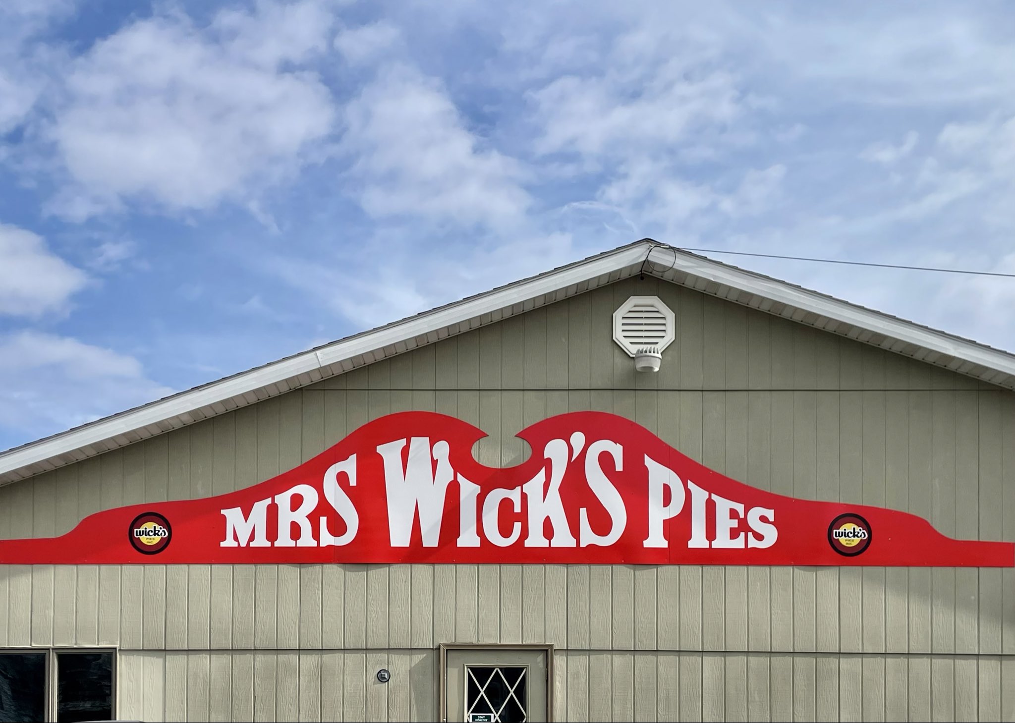 Midwest Modern on Twitter "Mrs. Wick’s Pie Shop Winchester, IN https