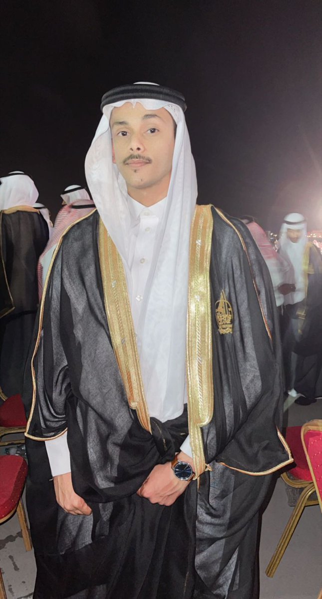 تتقدم لجنة التنمية الاجتماعية الأهلية بالشقيري بخالص التهاني والتبريكات لعضو فريق نبادر الصحي
 الخريج / ناصر محمد حكمي 
بمناسبة تخرجه من جامعة جازان
سائلين الله له التوفيق والسداد ودام النجاح
#لجنة_التنمية_الاجتماعية_بالشقيري