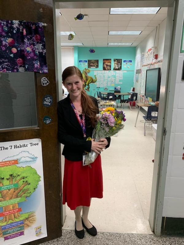 mk_high's tweet photo. So proud to announce Ms. Kendall Jones as High Hills Elementary School's 22-23 Teacher of the Year!! Congratulations!!👏💯💛🖤 @DrPenK @BrendaHafner @SumterSCSchools 😍🤩🥰 https://t.co/9VfYVEHjIC