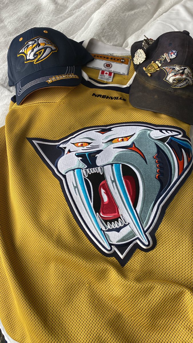 BigDaddyHDRK's tweet photo. It’s #Priday #NashvillePredators ✈️ in town time to add some new swag to OG collection @PredsNHL @Gnash00 #NHLStadiumSeries #Smashville 🚨🏒🥅 https://t.co/E75MeLnM7A
