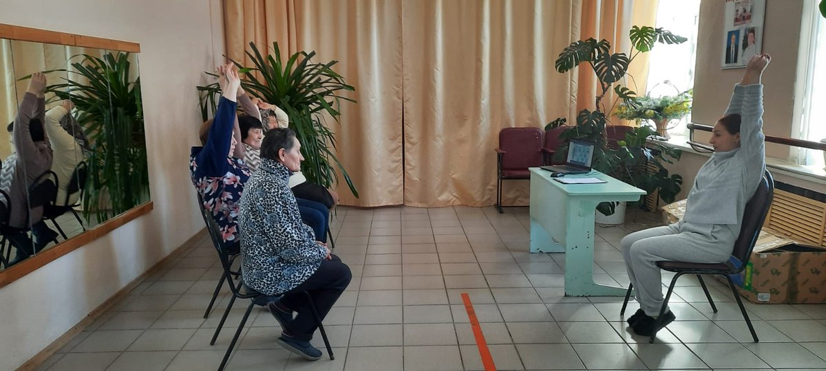 25 февраля в СП «Маяковский» в рамках клубного формирования ЗОЖ «Совершенство» был проведён вечер вопросов и ответов «Болен – лечись, а здоров – берегись».