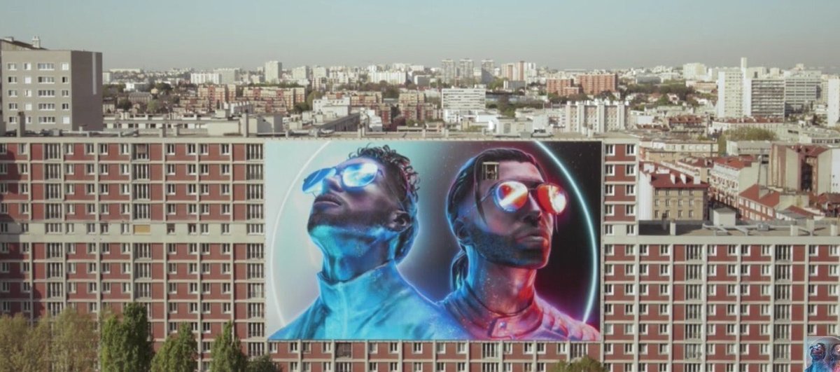 Phrase_PNL's tweet photo. CE CLIP EXISTE ET JE TROUVE QU’ON EN PARLE PAS ASSEZ !!! 

DEUX FRÈRES !!!! https://t.co/0Scw2wpGR3