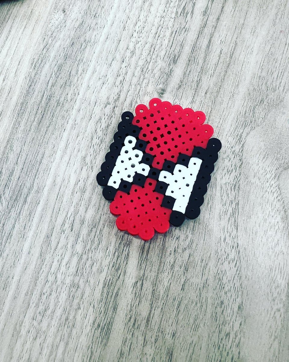 RandleHSlibrary's tweet photo. Perler bead keychains for today’s Friday Workshop in the Library!! #librariesaremorethanbooks #highschoollibrary #librarylife #perlerbeads https://t.co/v1uYJUzH7Z