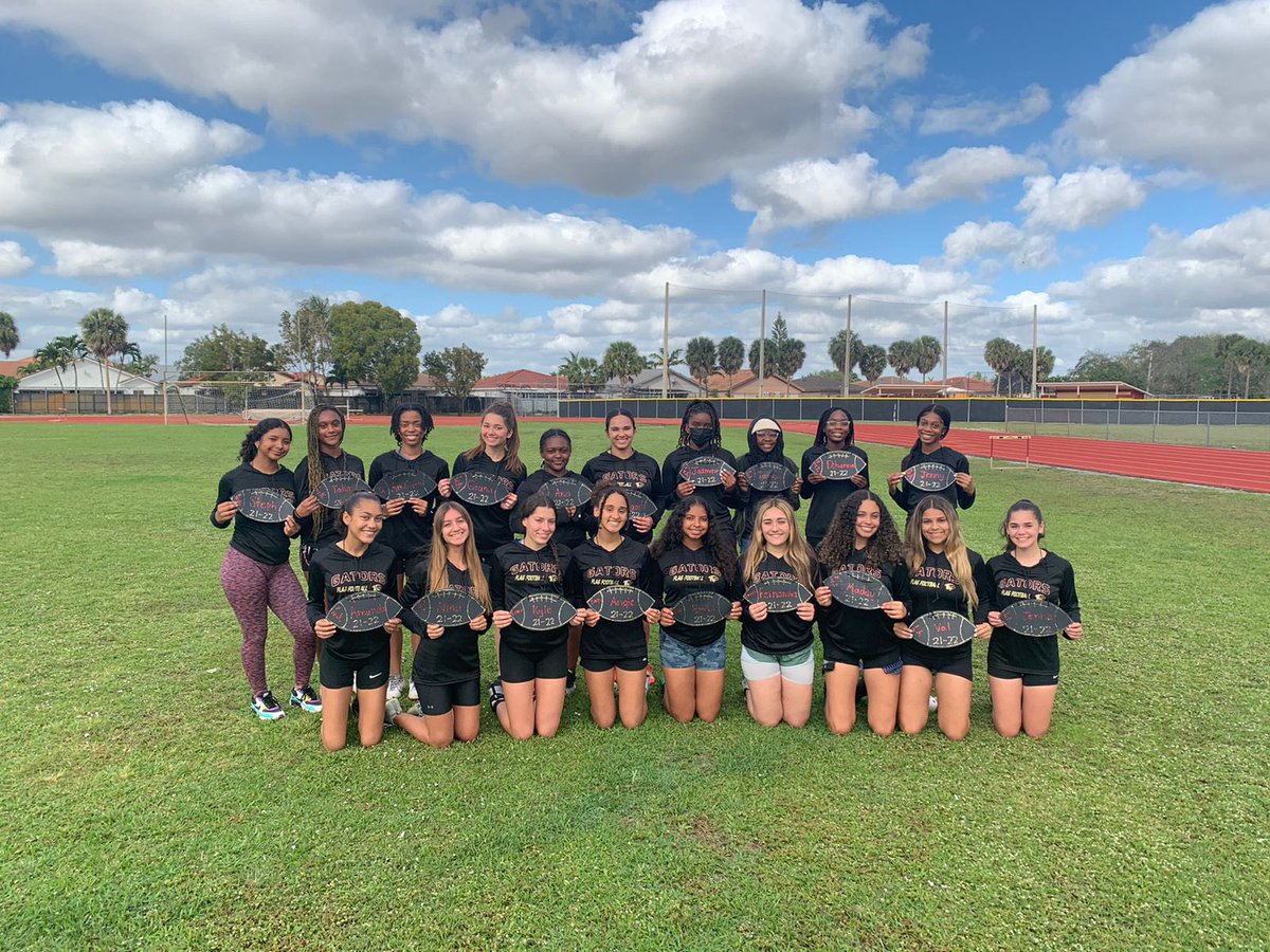 bghsflag's tweet photo. Proud of the commitment from this group to learn and improve each practice. Excited to see them compete on the field real soon! 🐊🏈💪🏼 https://t.co/0Uc5j9ZZZb