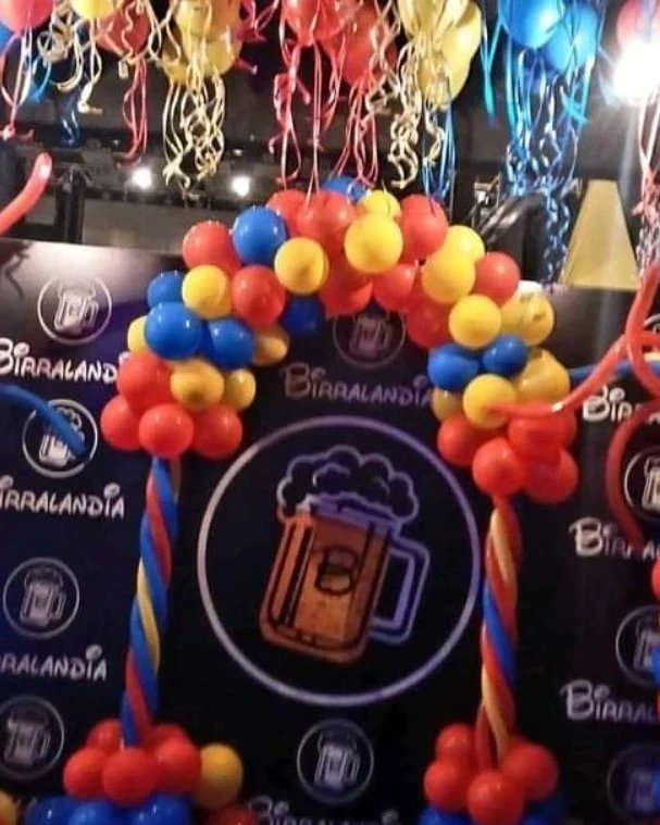 LaGruperaPy's tweet photo. Euphoria la noche Vallenata https://t.co/kUAn2zxwjz