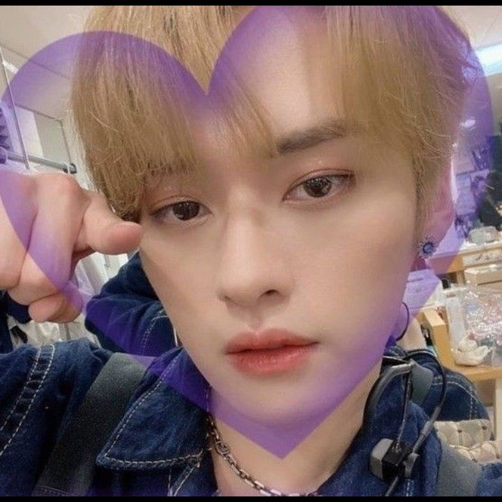 linojjamz's tweet photo. minsung au – error pt2.

¿cuánto podían cambiar las cosas en un poco más de un año? jsung no creyó que tanto hasta que volvió a encontrarse con el chico que en el pasado había hecho tanto daño https://t.co/BZUafJ777a