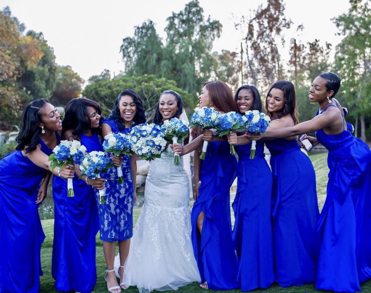 adorechristian's tweet photo. in honor of wedding szn about to start back, here’s my girls! #MUA #BeyondBronzed✨ https://t.co/LpKmarHRxC