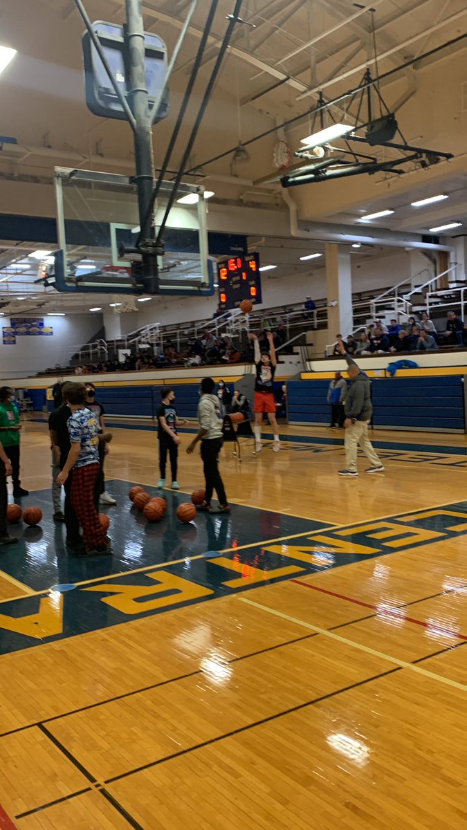 CoachJohnson20's tweet photo. Nice job boys. https://t.co/FSkn8mPAw7