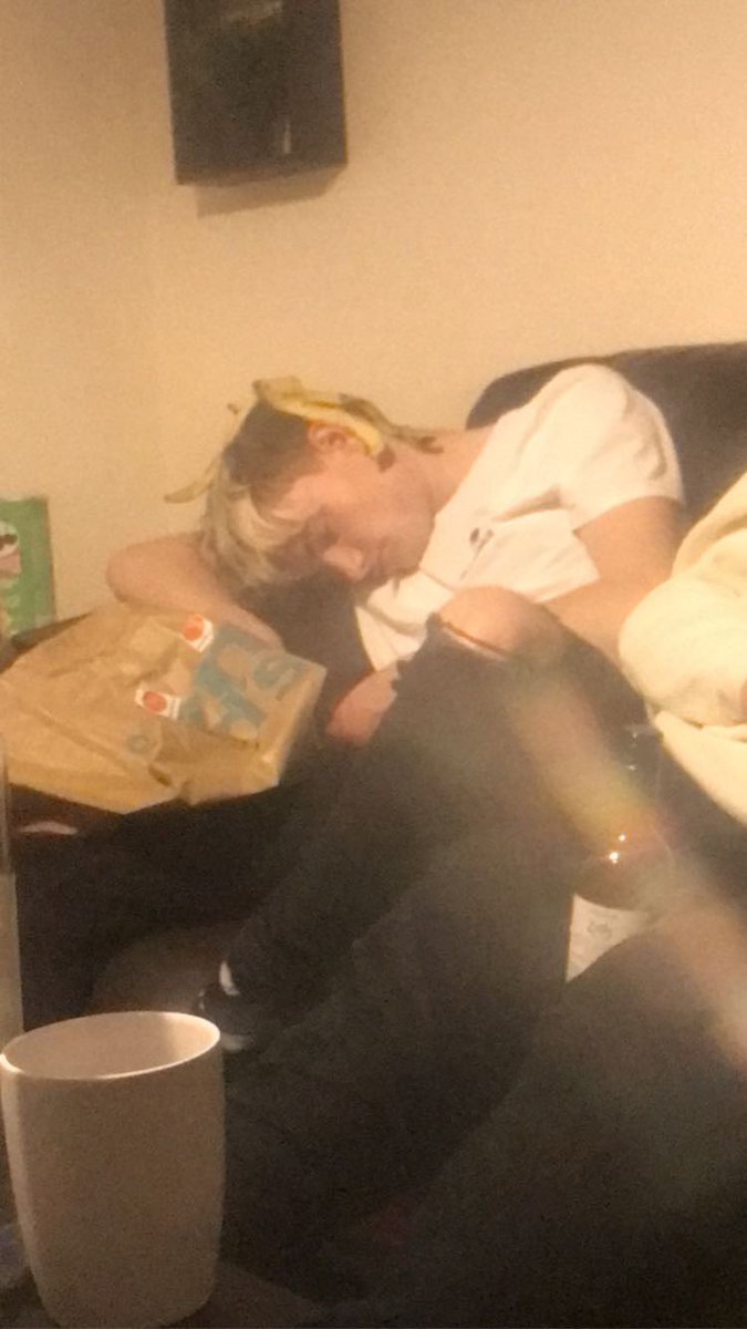 danlelsaunder's tweet image. happy fuckin birthday bro 

lots of love grant have the best day x @TomGW_