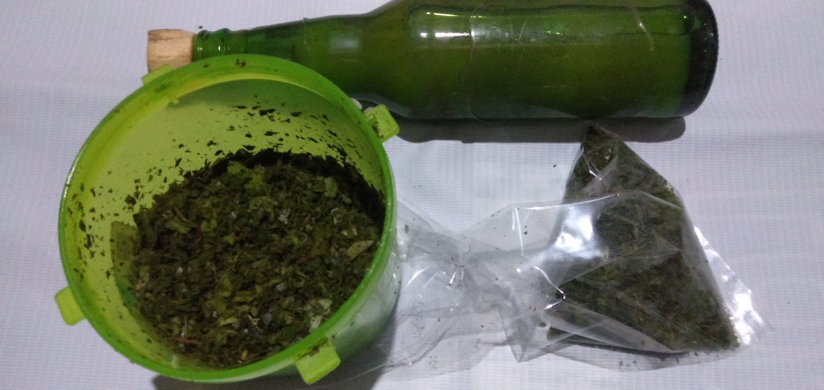 Bungkus69gmail1's tweet photo. Youtube# Herbalbungkus21#
Daun BUNGKUS Papua# fungsinya Memperbesar Penis/ Otong, 
Menjadi kuat, berurat, dan Super Strong# 

Herbal alami tanpa Bahan kimia#
Otong jadi Besar#
Jadi Pria Idaman# Tersayang# 

YouTube : Herbalbungkus21# 
Bungkus # https://t.co/CnhlG1CenA