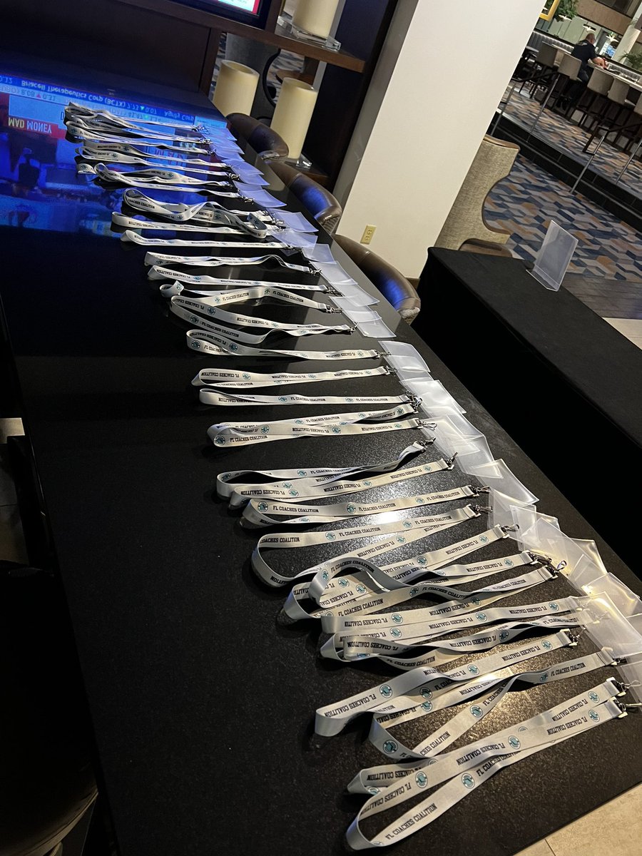 FL☀️COACHES tweet media