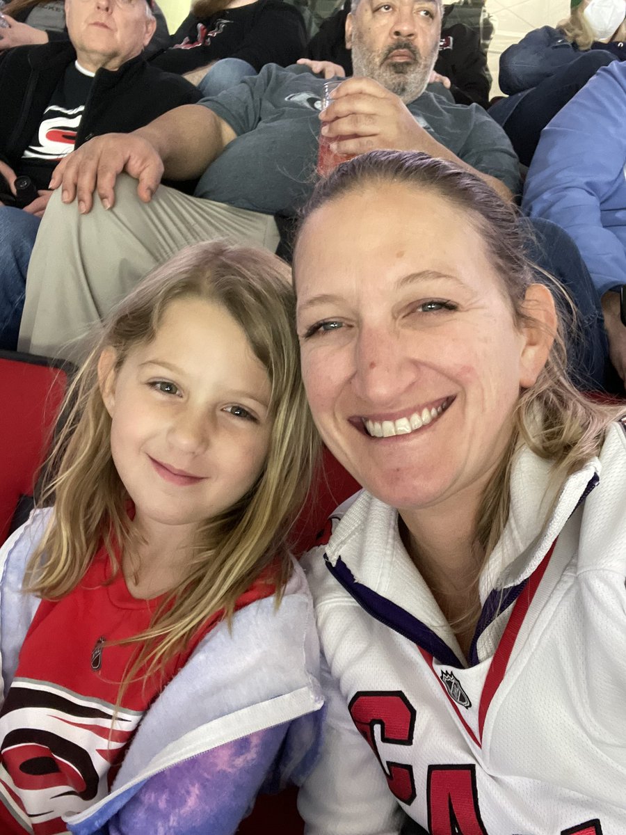 Krstin08's tweet photo. Go Canes!! #caniacsmiles https://t.co/kCVguVlkTA