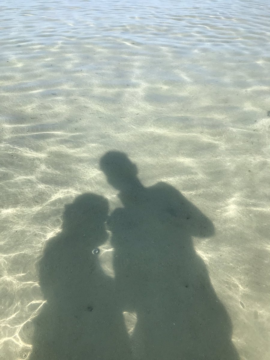 bluepinklemon's tweet photo. Our first beach together 💙💙💙 https://t.co/HXPa7Q5CHh