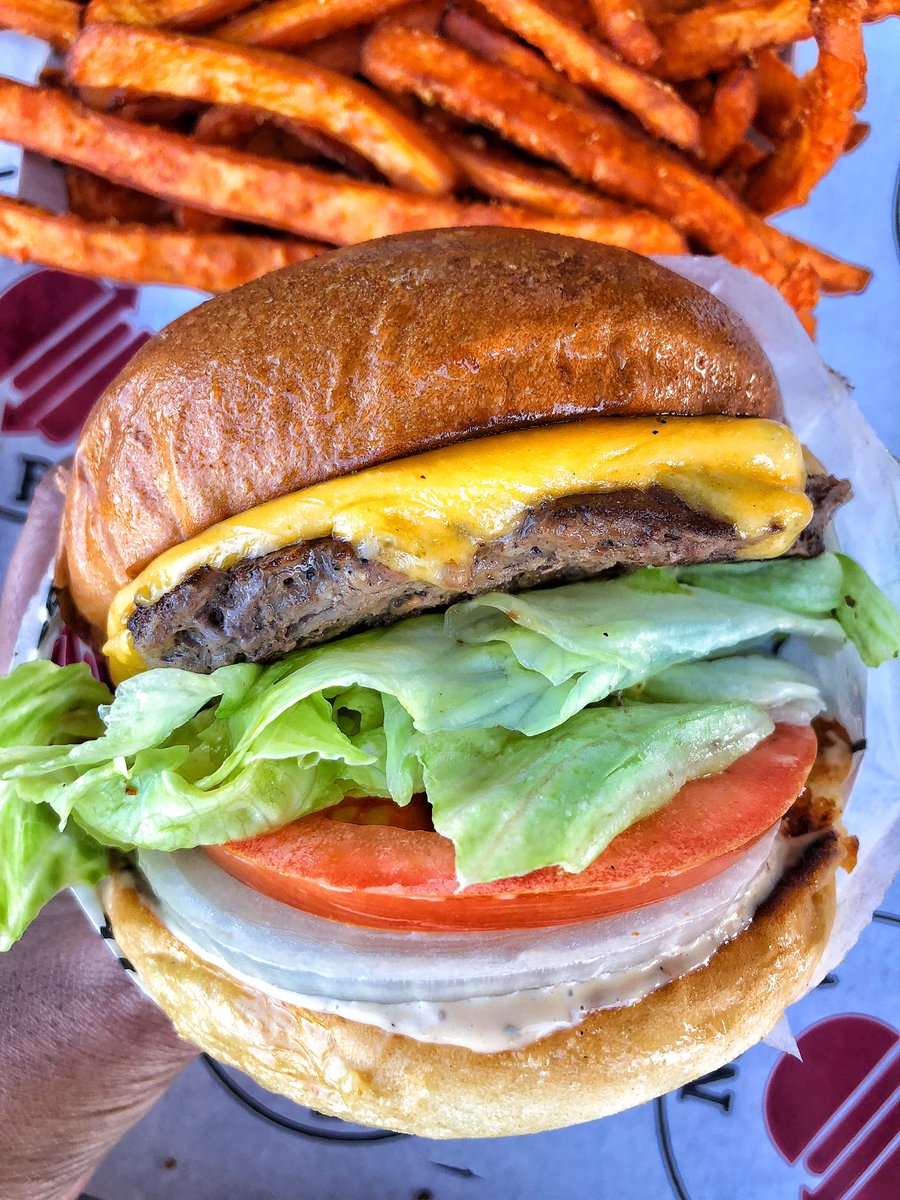 Nexx Burger tweet media