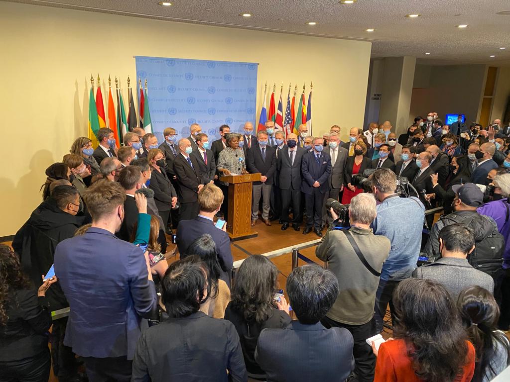 Ambassador Barbara Woodward (@bwoodward_un) on Twitter photo “Russia cannot, and will not, veto accountability.”
Standing with my 🇺🇳 colleagues and standing up for #Ukraine and the <a href="/UN/">United Nations</a> Charter.
🙏 <a href="/USAmbUN/">Ambassador Mike Waltz</a> | #UNSC “Russia cannot, and will not, veto accountability.”
Standing with my 🇺🇳 colleagues and standing up for #Ukraine and the <a href="/UN/">United Nations</a> Charter.
🙏 <a href="/USAmbUN/">Ambassador Mike Waltz</a> | #UNSC