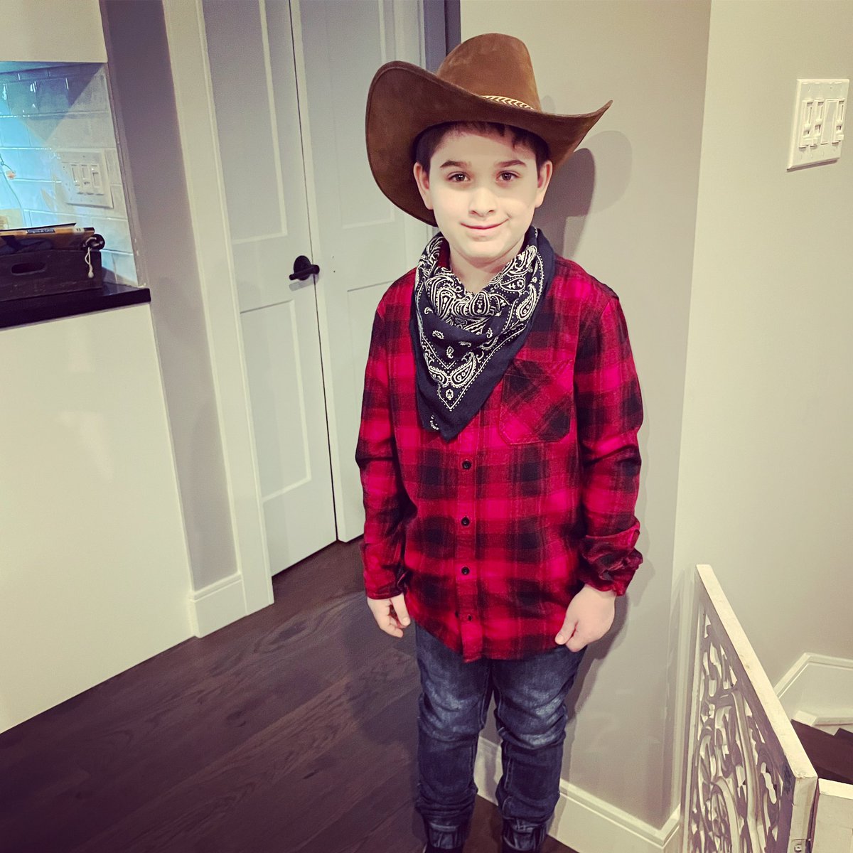 Western Day <a href="/LPSStormWatch/">LaSalle PS Storm</a> today!! #niklasd