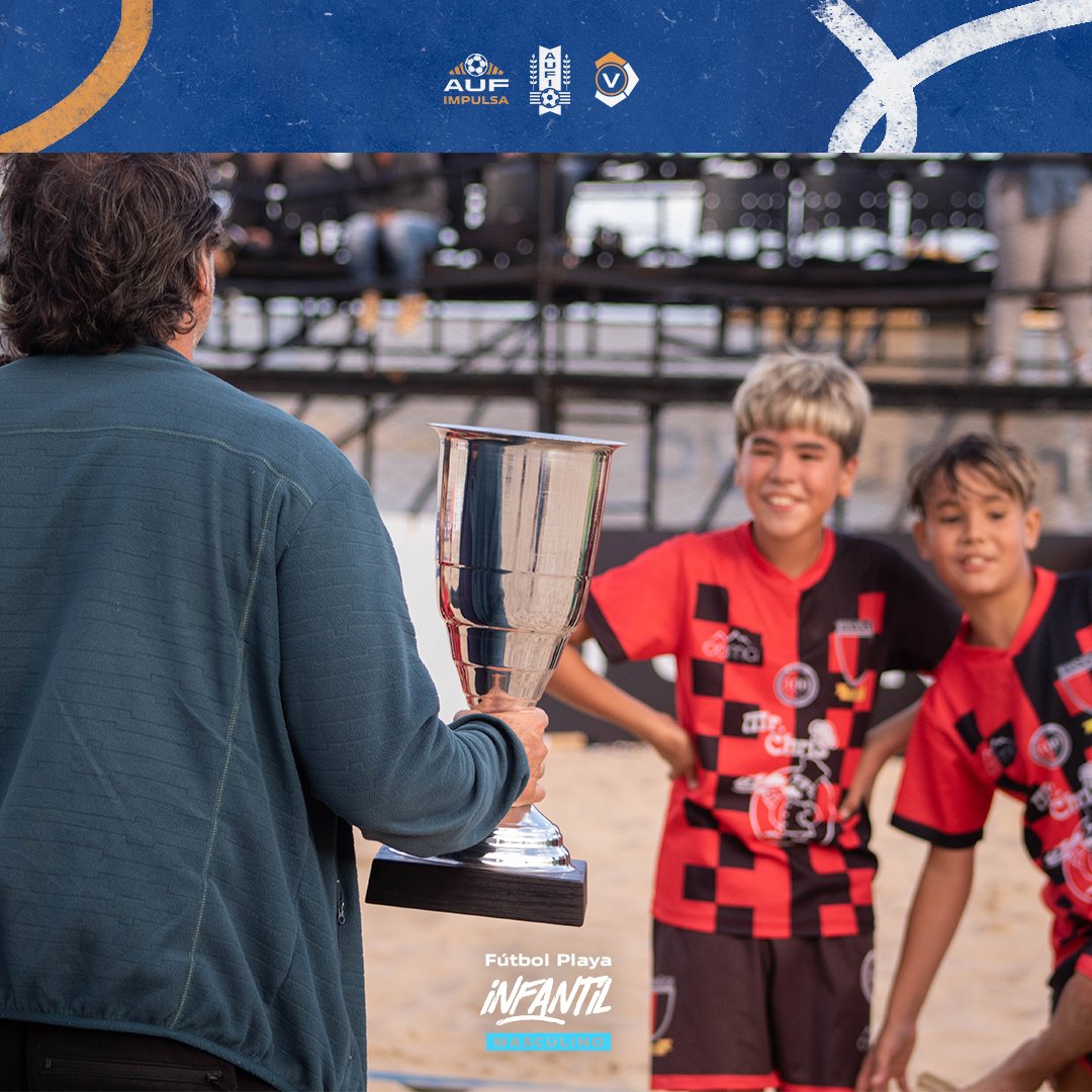 AUFimpulsa's tweet photo. 🏆  Felicitamos a los campeones y todos los participantes de las diferentes copas del Torneo Infantil de Fútbol Playa organizado por #AUFI.
Ganadores:
Copa de Oro: Danubio 1
Copa de Plata: Bella Vista 1
Copa de Bronce: Basañez 2
Copa de Honor: A. Monitos
#AUFimpulsa @AUFOficial https://t.co/KddEt71R5O