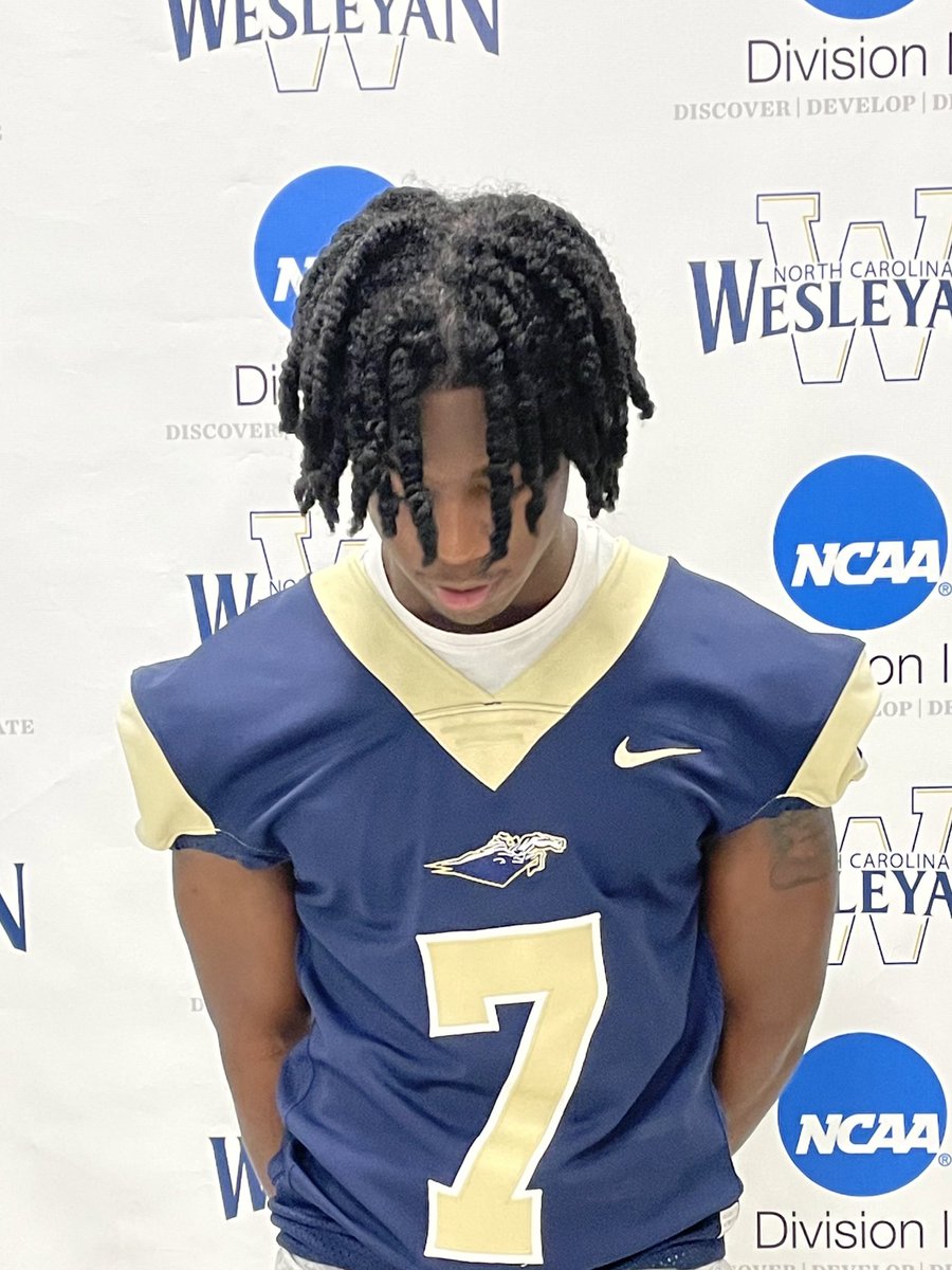 Jordan7Payne's tweet photo. After a great talk with @coachcake2020 I’m blessed to receive an offer from NC Wesleyan!!! @NCWesleyanFB @Coach_Filkovski @EGWildcatFB @taguilar21 https://t.co/UVJdCPpDK7