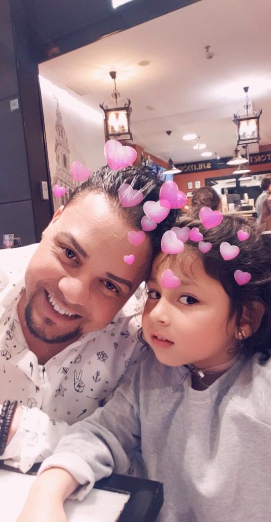 SoloWelling's tweet photo. Mi sobrina favorita 😍 https://t.co/pJ28L6m7vm