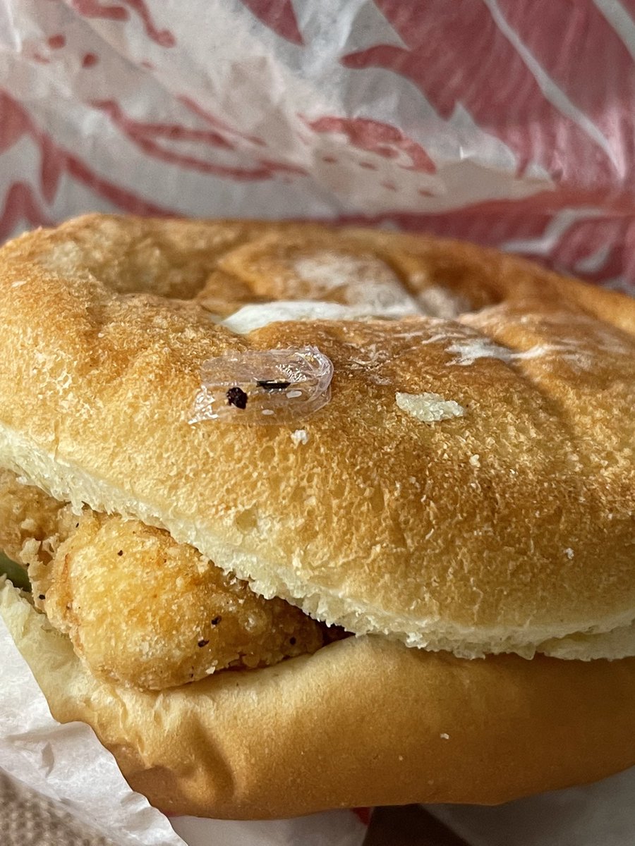 oldiamarante's tweet photo. this is absolutely outlandish and down right despicable, @Wendys,this you? https://t.co/64eAdCuGse