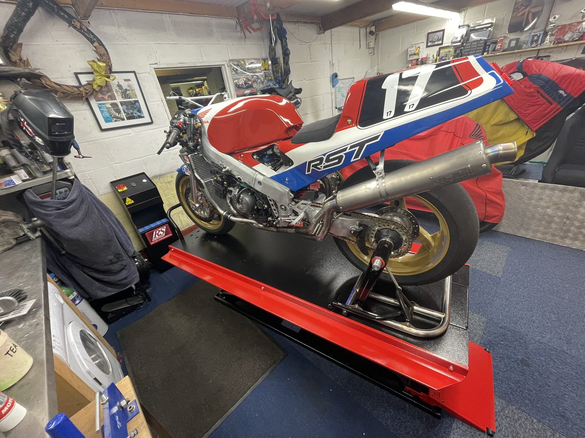 sjneate's tweet photo. Massive thanks to Robin at @RSWorkshopEquip you’ve changed the game for our backs. Thank you so much. Will be so much better for us. The go to man for workshop equipment in the UK. https://t.co/NCEDPsX70y