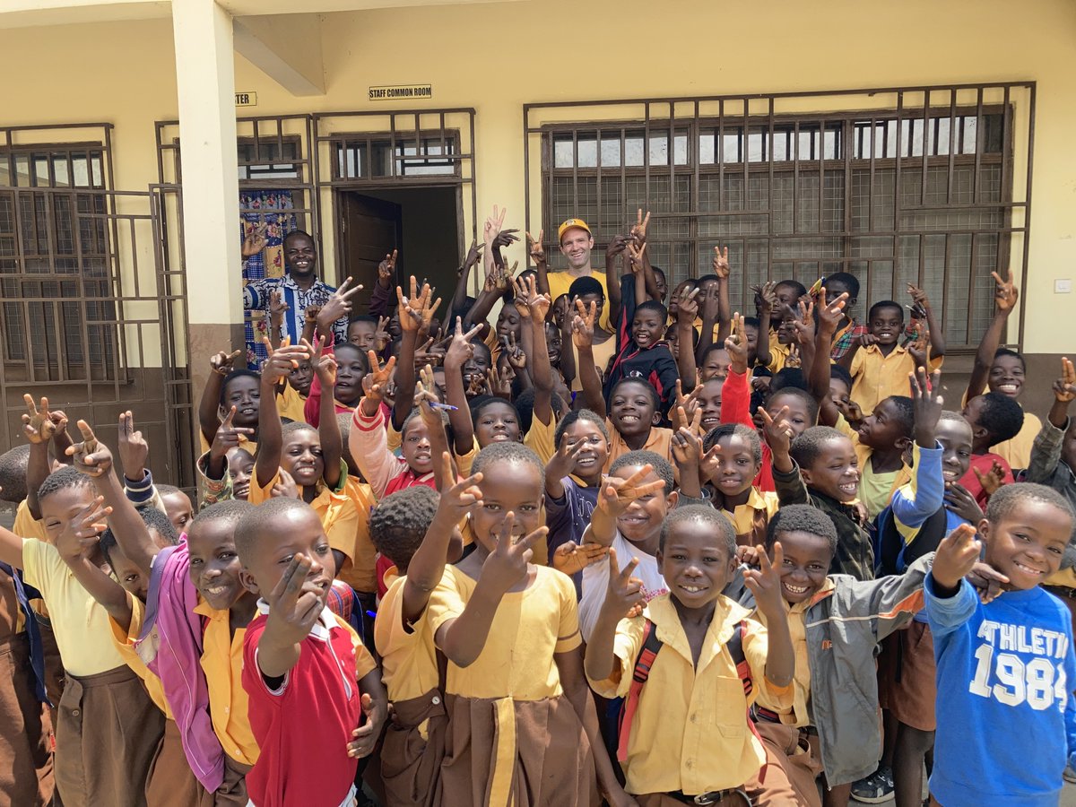 ScientologyVM's tweet photo. A Volunteer Minister from Holland continues his tour in Ghana, where he recently met with Ashanti royalty in the town of Mamponteng and brought Study Technology to three schools.
#ghana #holland #volunteerministers #studytechnology
https://t.co/xiOkcXzUqC https://t.co/B3Jjq2zRYd
