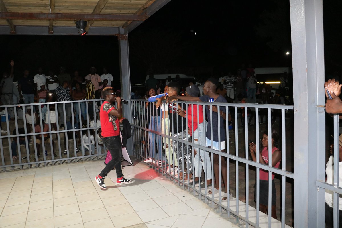 Munghana's tweet photo. Ku On #57YaRadio #MpumalangaTakeOver #MakombaNdlela https://t.co/kg0b1B9C46