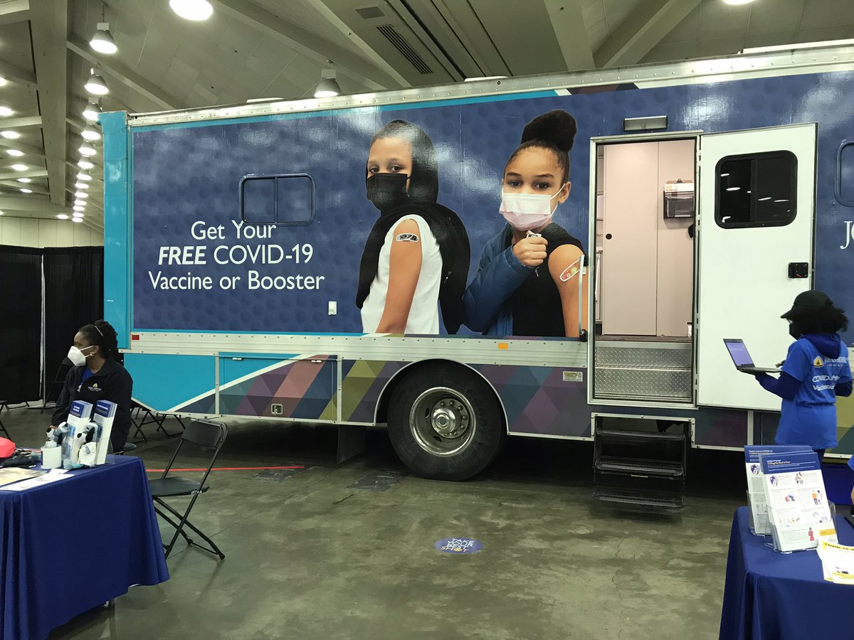 HopkinsMedNews's tweet photo. It’s a great time to protect yourself against #COVID. Get your vaccine or booster before the weekend at @CIAAForLife fan fest! Booth 840 https://t.co/fnlNBHhvR0