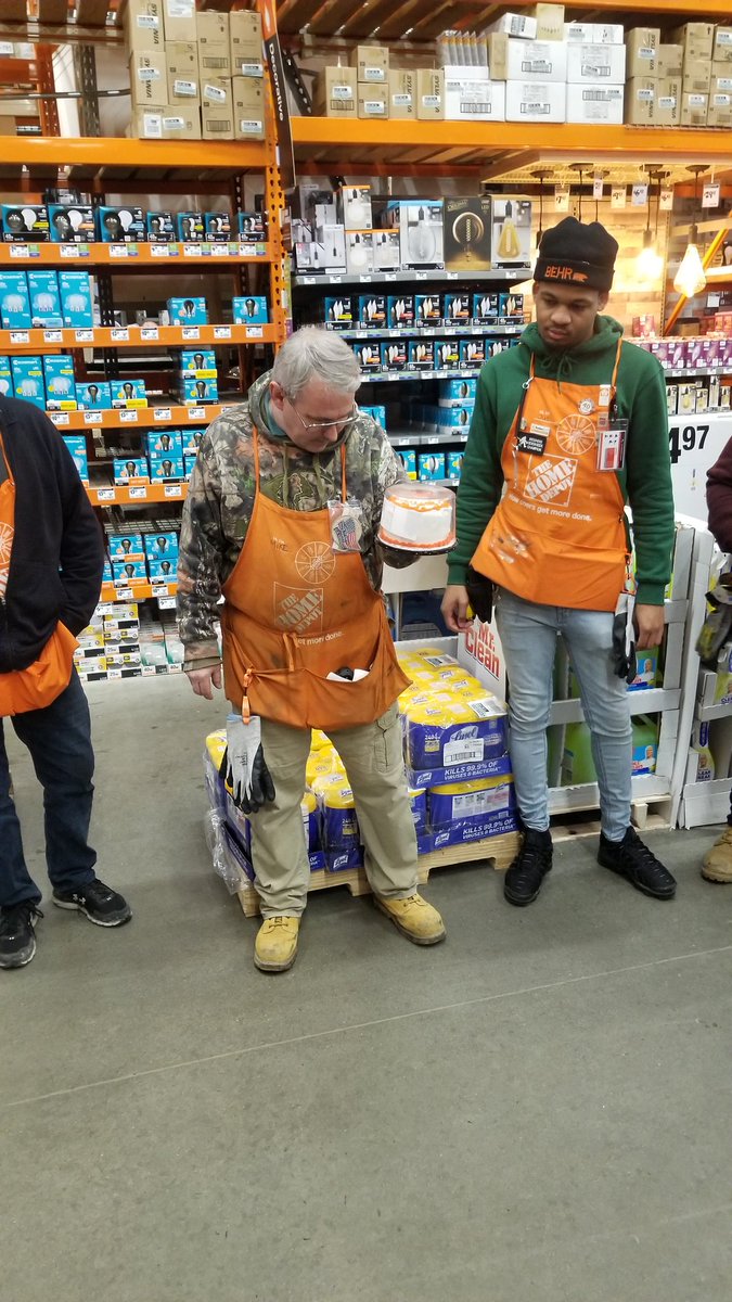 Allen Szucs tweet media