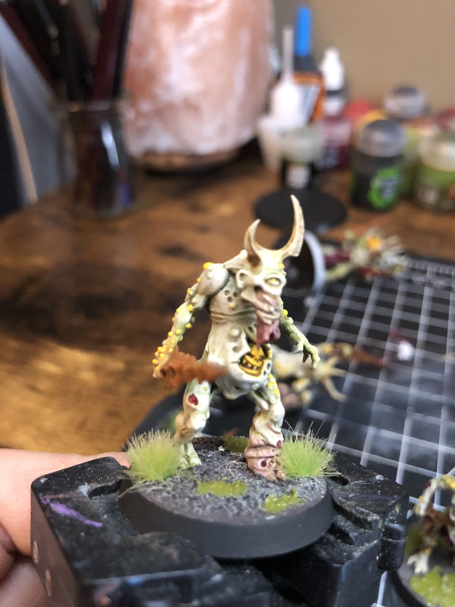 wingdhussarmini's tweet photo. Nurgle Plaguebearers part 2 #Nurgle #WarhammerCommunity https://t.co/j6nlYWnOej