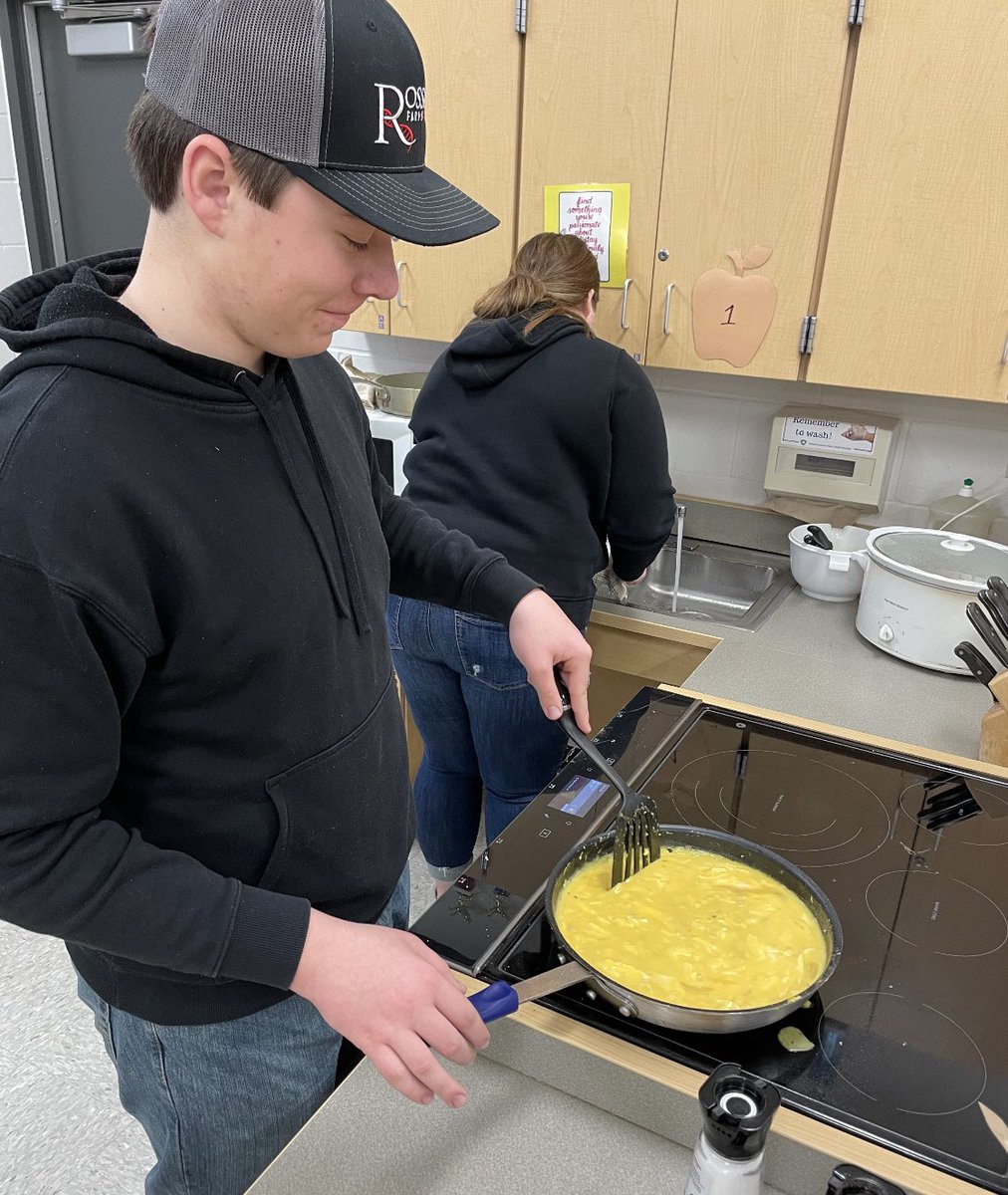 BHSAgDept's tweet photo. Busy day in the Ag room - BHS Staff breakfast put on by the FFA, Zoom call during Vet Studies 2 with @ReicksViewFarms, started fishing rods in Wildlife Science, and greenhouse time filling pots w/soil in Plantopia! #TeachAg #BHSAg #BHSFFA https://t.co/hnDgM74dvo