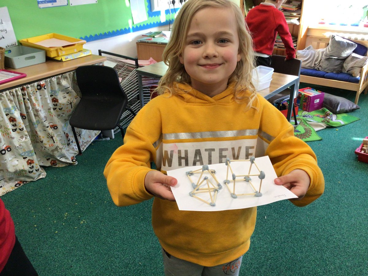Philiphaughcs's tweet photo. P2/3 have been extending their knowledge of 3D shape. A range of activities helped them talk about, experiment with and make a wide variety of 3D shape. Well done everyone! @SBCNumeracy https://t.co/Wjk5FtTB56