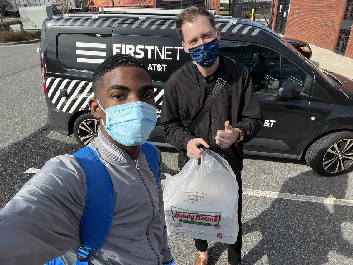 CoachMel__'s tweet photo. We’re #FirstNetReady at our FirstNet Event with the UNCG Police Department. 😎❄️
@Mradams2288 @Shawn6222 @jerryfornwalt @404girl @MASUnitedTeam https://t.co/ut8uOYx0Gf