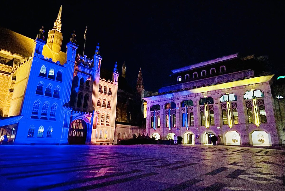 cityoflondon's tweet photo. We stand with Ukraine. https://t.co/Tm9dUiP0oZ