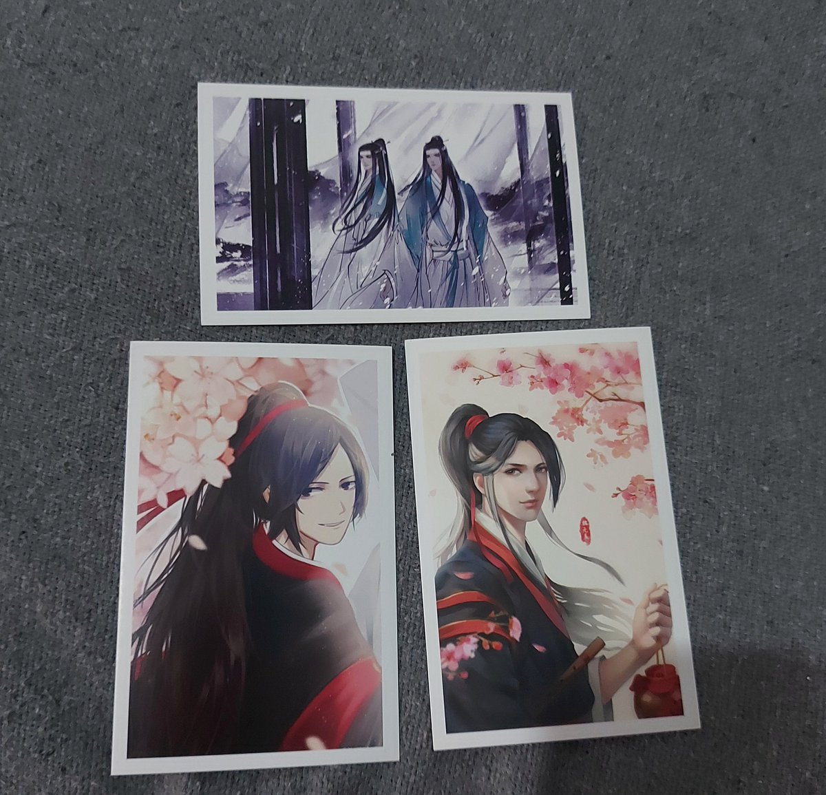 stuckinmxtx's tweet photo. GIVEAWAY EM COMEMORAÇÃO A MDZS NA NEWPOP ❤💥

- 6 cartões postais diversos de MDZS.
- 5 adesivos diversos dos wangxian. 
- 1 card dos wangxian em The Untamed.
- 1 chaveiro do Wei Wuxian versão chibi. https://t.co/5ltfk7Uyi2