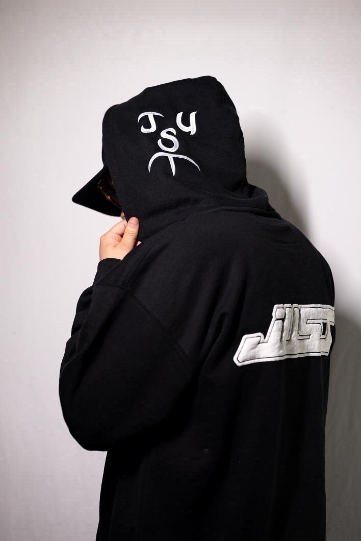 Just9496's tweet photo. LOOKBOOK NOW AVAILABLE FOR VIEWING. NEW ITEMS AVAILABLE FEBUARY 26TH AT 12 P.M (PST). DON’T MISS YOUR CHANCE TO ADD THESE TO YOUR COLLECTION. https://t.co/w37bBVUOwd