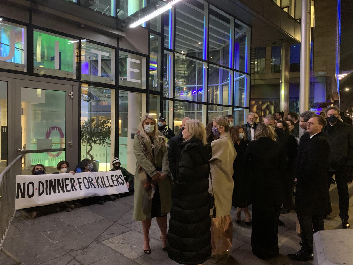ScotlandXr's tweet photo. BREAKING: Climate justice activists in Edinburgh have disrupted a luxury dinner attended by some of the biggest players in Scotland’s oil and gas industry https://t.co/uW3pjzuxuN #NoDinnerforKillers https://t.co/c6fhzLkl1G