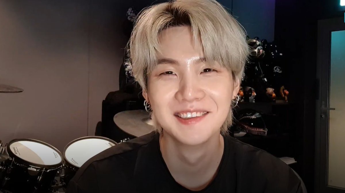 gummysmilelover's tweet photo. This yoongi https://t.co/G42n8l92Zw
