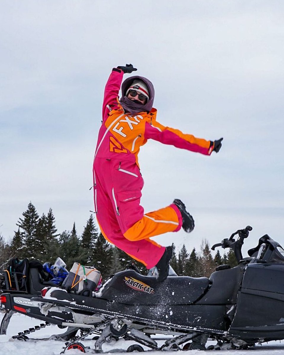 Those “sleddin’ into the weekend feels” are contagious!

📸: divingisla