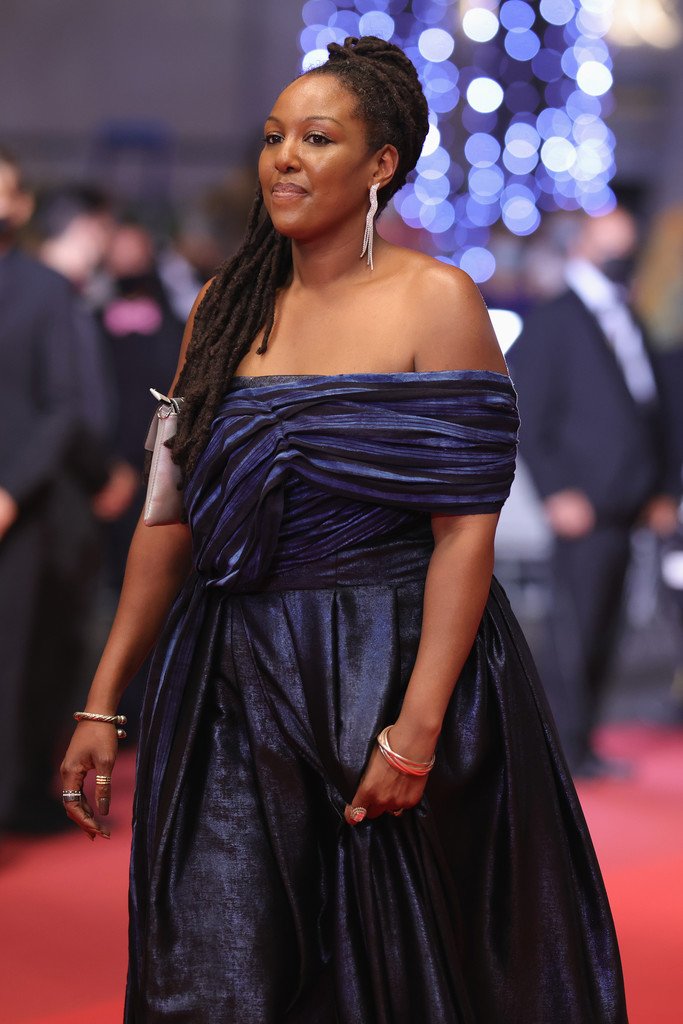 Low Vibrational Geriatric Millenial tweet media