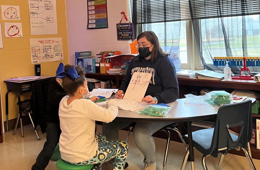 BRichburg78's tweet photo. Our teachers are dedicated, committed, and focused on instruction. We are doing the work at Yates! #TeamYates https://t.co/z3xUWu2m91