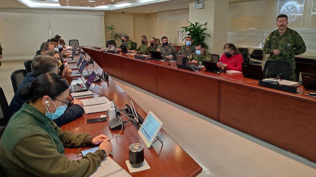 ISSFA_ECUADOR's tweet photo. 📊#Desempeño |  El Comité de Gestión de Calidad evaluó los procesos de las Unidades Administrativas del #Issfa, para monitorear el cumplimiento de los indicadores de gestión e implementar mejoras tendientes a alcanzar la excelencia. #IssfaContigo https://t.co/ou5mZJ4EKa
