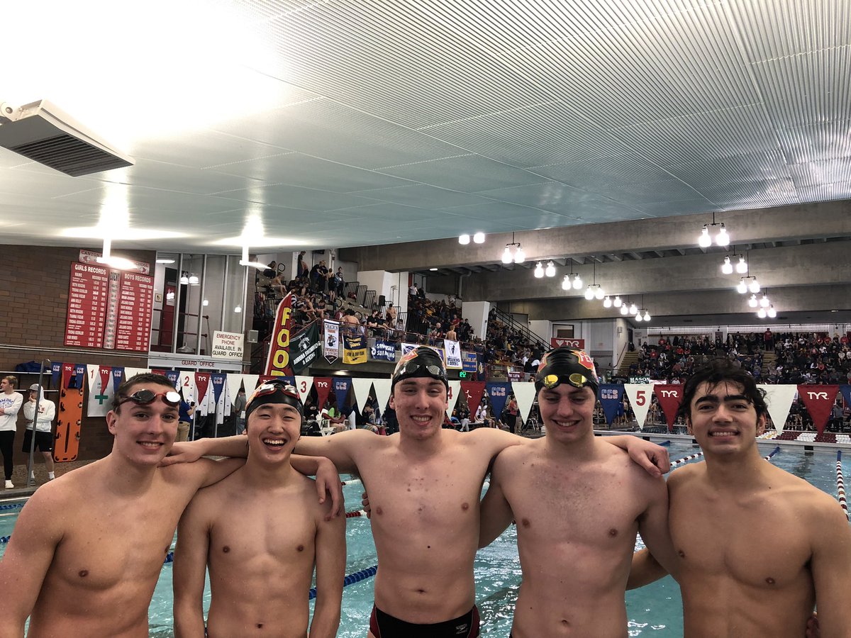 Less than an hour before the boys hit the water for the State Championship FINALS!!! First up, 200 Med. Relay.