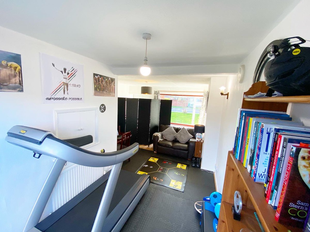 GYM UPGRADE! 😎

- Extra space
- Sofa to put bags/jackets on or to watch your kids during their sessions
- TV to enhance your biomechanical analysis
- New equipment

#upgrade #newgym #kineticcoaching #loughborough  #running #walking #triathlon #movement #technique