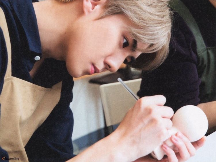 hourlyohsehun's tweet photo. #SEHUN #세훈 @weareoneEXO https://t.co/dqmSRcRBiW