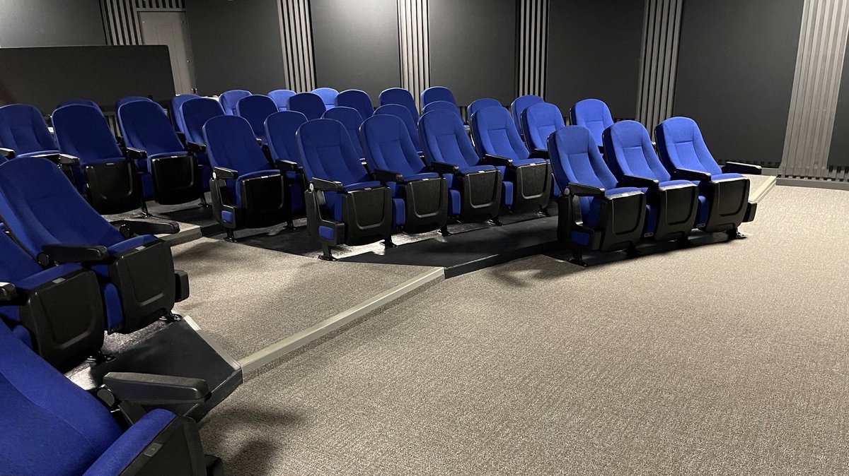 Fayetteville State University Planetarium

#auditoriumseating #planetariumseating #auditoriumdesign #furnituredesign