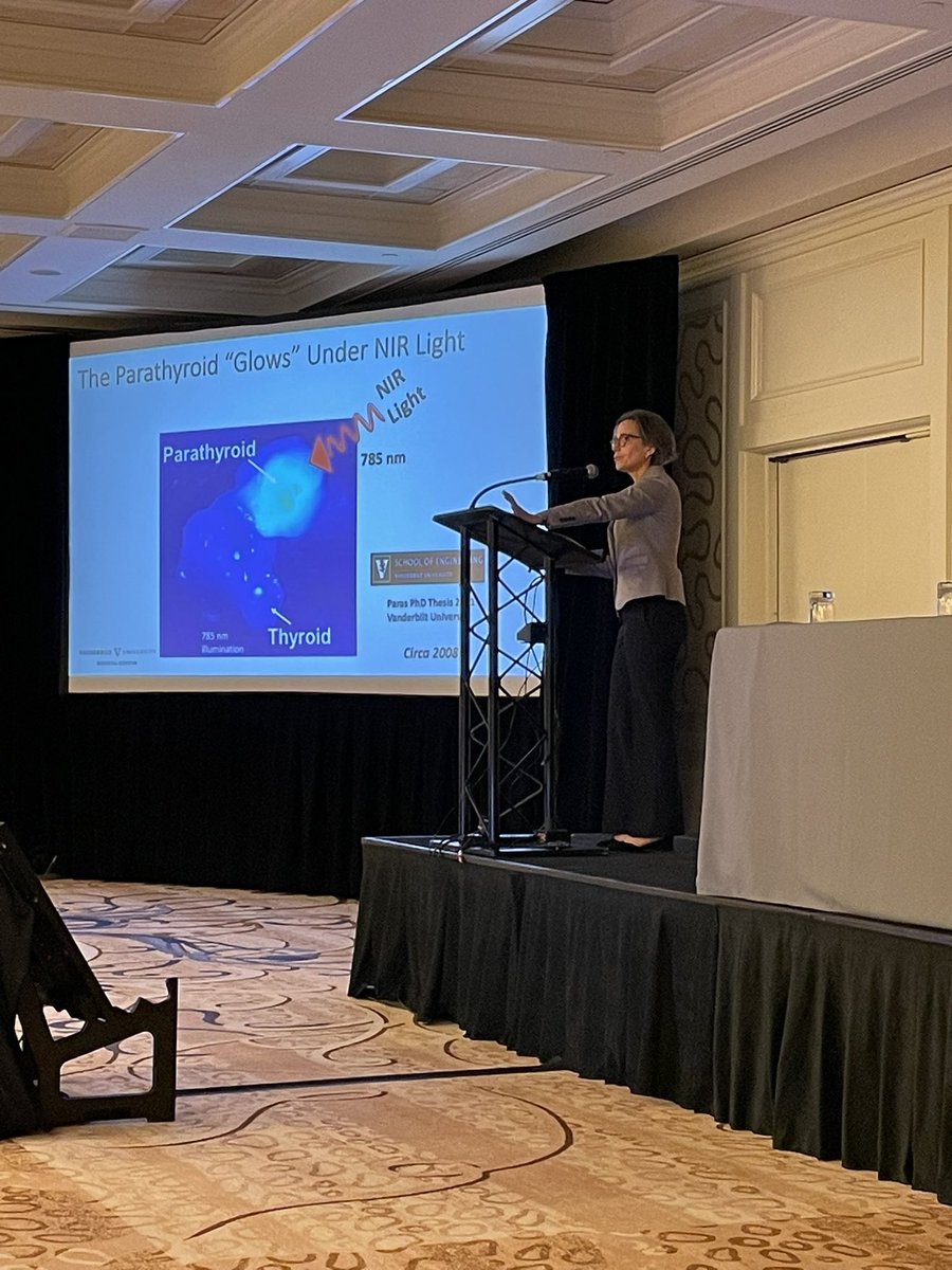 VU_Biophotonics's tweet photo. Dr. Solorzano presenting on using probe-based auto fluorescent parathyroid detection @ParaNIRAF #SPF2022 https://t.co/e6IFcG3JaH